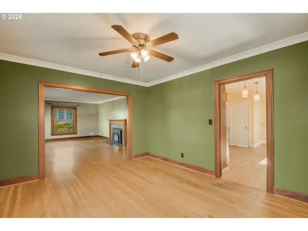 Portland, OR 97202,3724 SE FRANKLIN ST