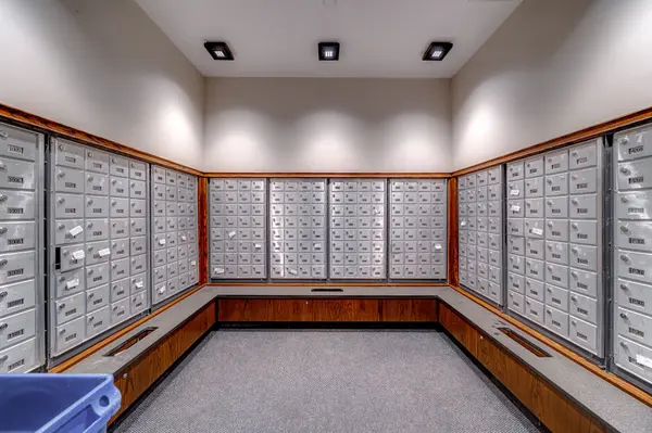 426 University AVE #1705, Toronto C01, ON M5G 1S9