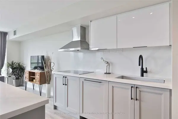 151 Dan Leckie WAY #357, Toronto C01, ON M5V 4B2