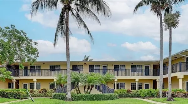 Pompano Beach, FL 33060,410 SW 15TH Street #103