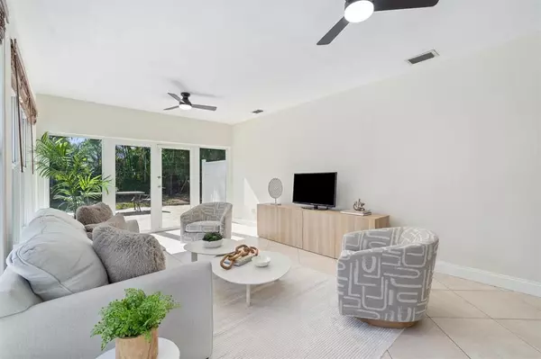 Fort Lauderdale, FL 33334,1720 NE 57th St