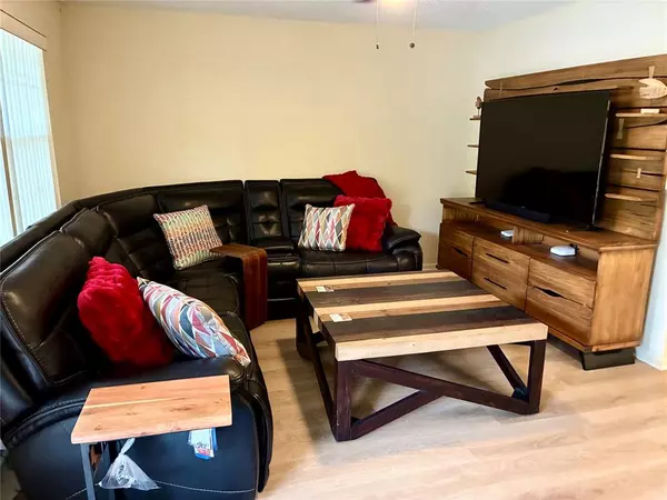 2301 Lucaya Ln #F1, Coconut Creek, FL 33066