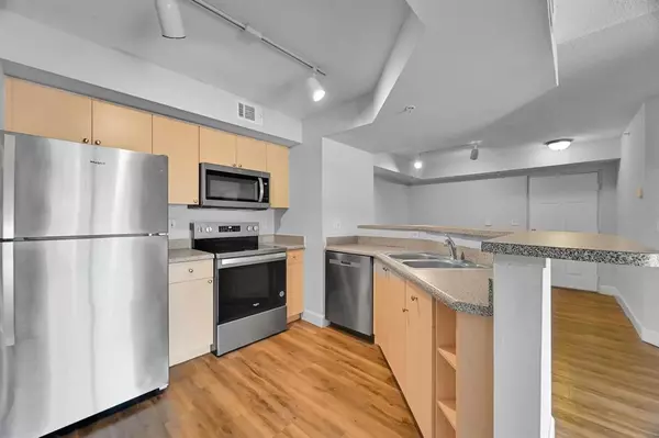 Jensen Beach, FL 34957,3740 NW Adriatic Ln #305