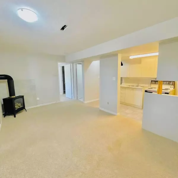 Barrie, ON L4N 5H1,53 Eden DR