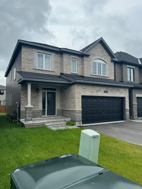 Barrhaven, ON K2J 7C3,841 Cappamore DR