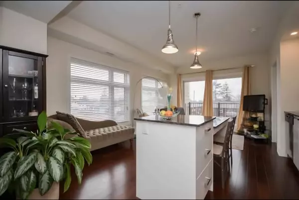 Parkway Park - Queensway Terrace S And Area, ON K2H 0B7,2785 Baseline RD #216