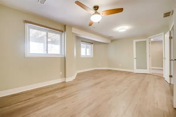 Cambridge, ON N1R 8P7,196 Lena CRES #Bsmt