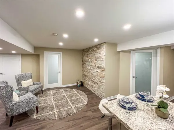 Cambridge, ON N1R 8P7,196 Lena CRES #Bsmt