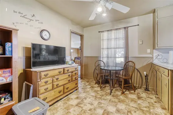 Benbrook, TX 76126,707 Cozby Street N