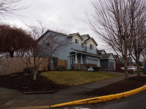 2542 BAINES BLVD, Hubbard, OR 97032