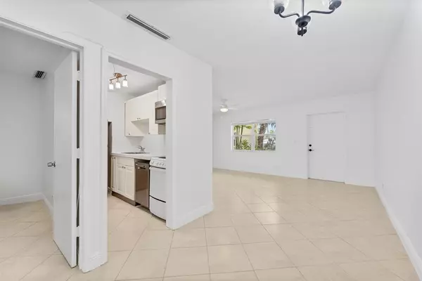 Fort Lauderdale, FL 33304,815 Middle River Dr #115