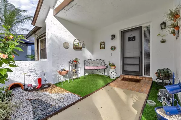 Coconut Creek, FL 33063,2460 Fiddleleaf Ave