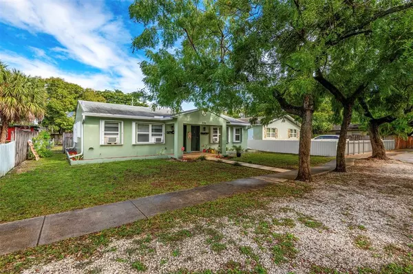 Dania Beach, FL 33004,224 SW 15th St