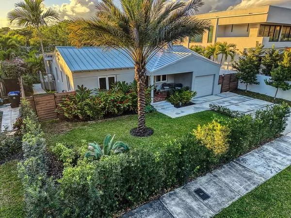 Fort Lauderdale, FL 33304,715 N Victoria Park Rd