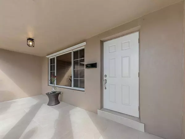 Hollywood, FL 33024,Address not disclosed