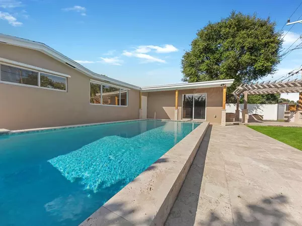 Hollywood, FL 33024,Address not disclosed