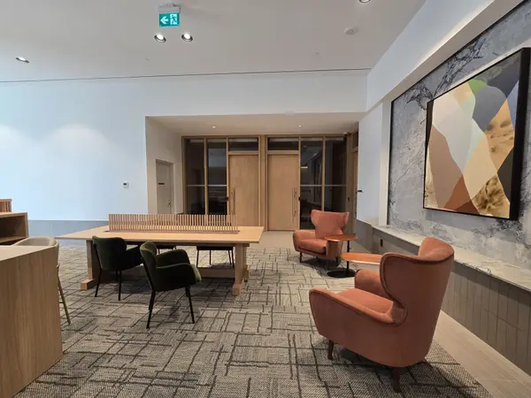 Mississauga, ON L5B 0P6,395 Square One DR #1504