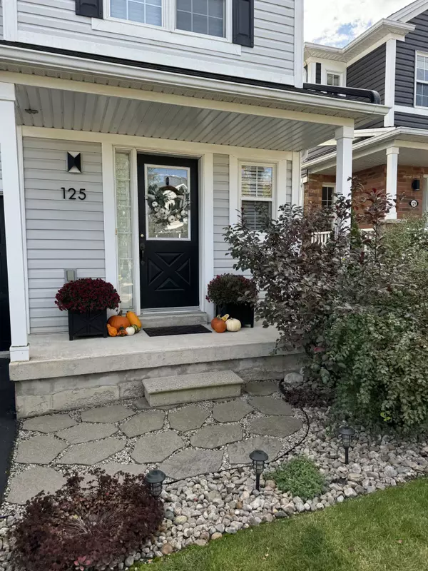 Hamilton, ON L0R 1C0,125 Voyager PASS