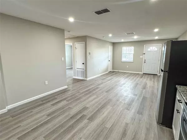 Point, TX 75472,216 Smith Circle #1