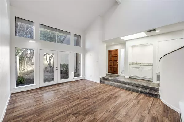 Dallas, TX 75243,9838 Baseline Drive