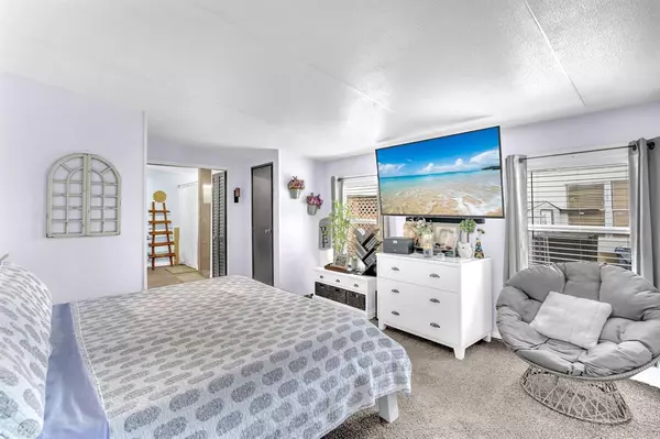 Miami Gardens, FL 33055,5520 NW 203rd