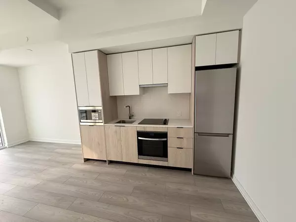 Toronto W08, ON M8Z 0H4,1007 The Queensway RD #1206