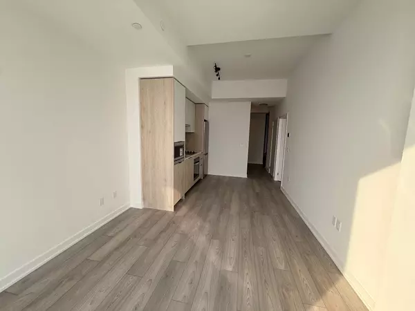 Toronto W08, ON M8Z 0H4,1007 The Queensway RD #1206