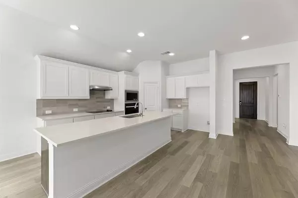 Grandview, TX 76050,148 Trinity Street