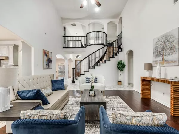 4719 Barn Owl Trail, Grand Prairie, TX 75052