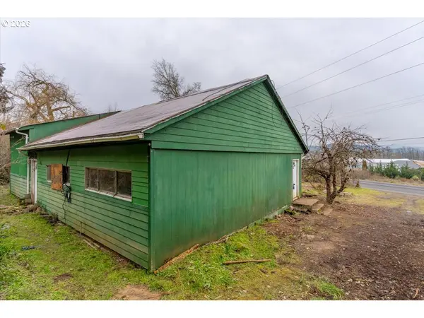 Cheshire, OR 97419,26562 HIGHWAY 36