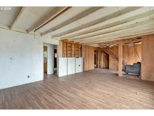 26562 HIGHWAY 36, Cheshire, OR 97419