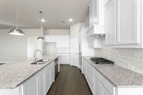 Joshua, TX 76058,7809 Barley Field Street