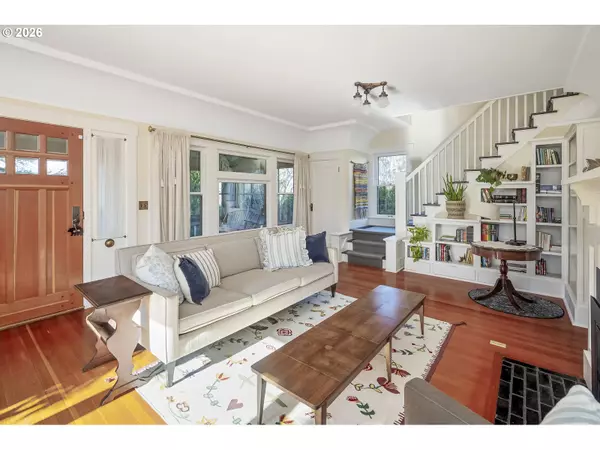 Portland, OR 97202,7060 SE 13TH AVE