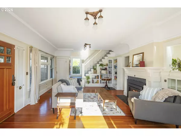 Portland, OR 97202,7060 SE 13TH AVE