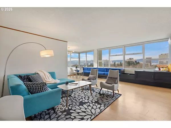 Portland, OR 97232,1220 NE 17TH AVE #8F