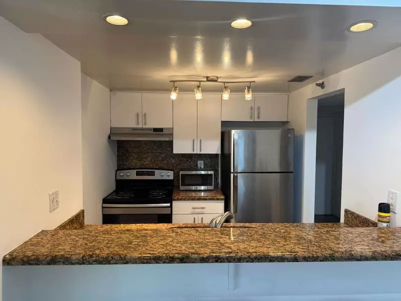 850 N Miami Ave #703, Miami, FL 33136