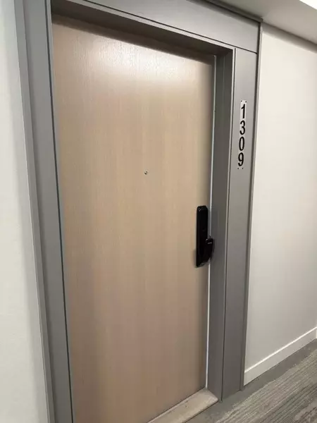 370 MARTHA ST #1309, Burlington, ON L7R 0G9