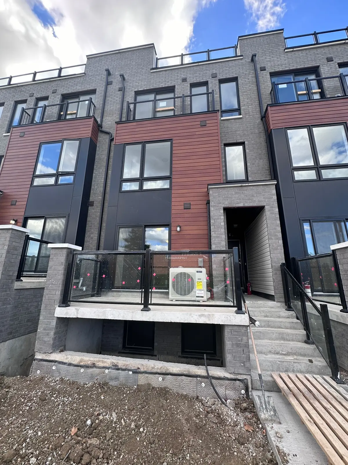30 Liben WAY #Unit #6, Toronto E11, ON M1B 0E8