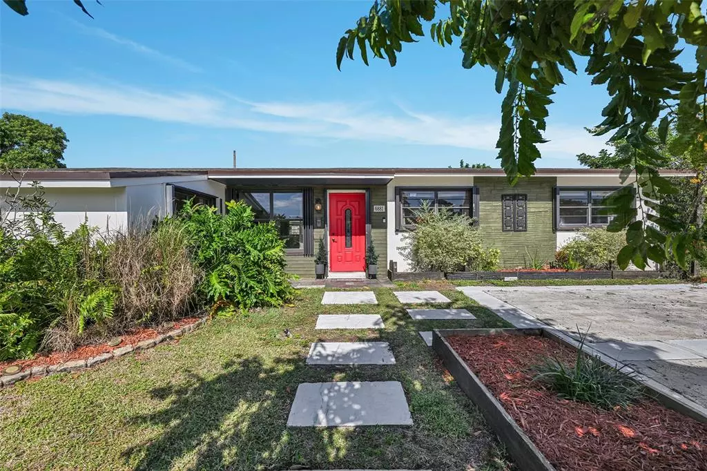 Pembroke Pines, FL 33023,6881 SW 2nd St