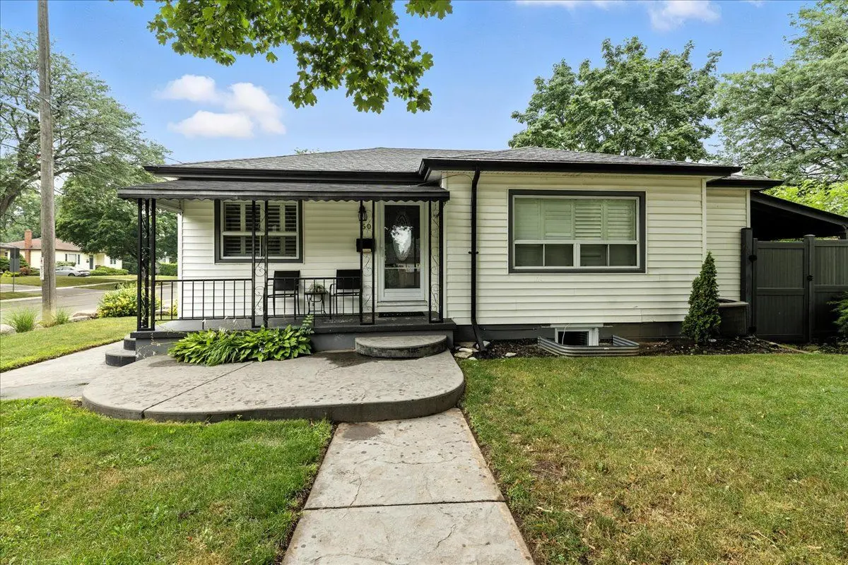Brantford, ON N3R 4Y6,50 Grove CRES