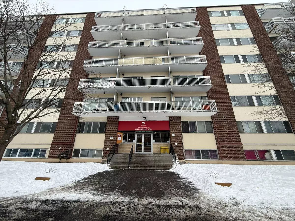 Carlington - Central Park, ON K1Z 8H4,1435 Morisset AVE #605