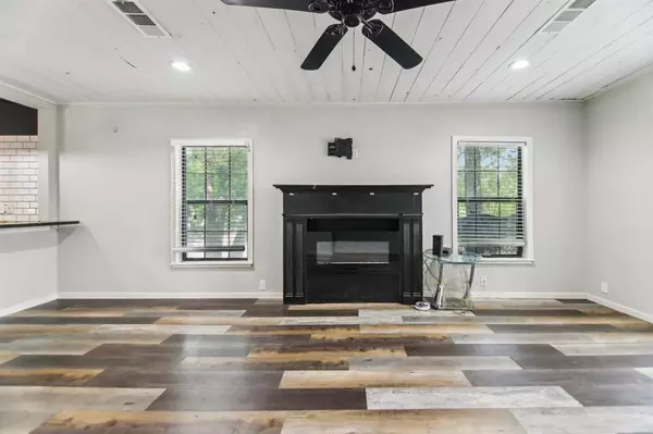 Dallas, TX 75227,4419 Lawnview Avenue