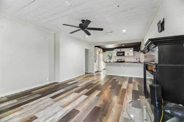 Dallas, TX 75227,4419 Lawnview Avenue