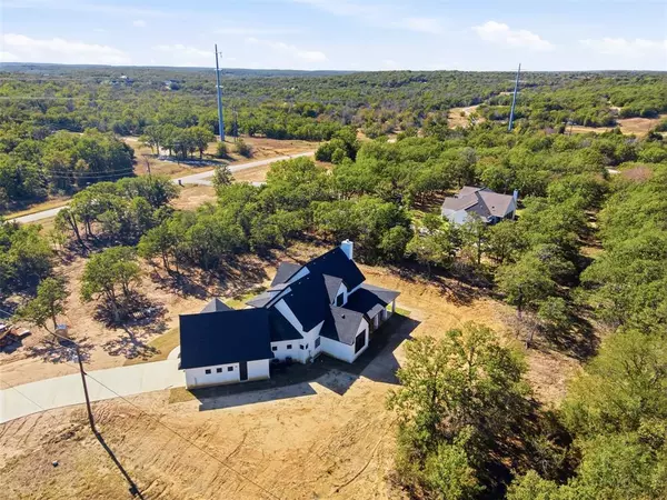 Sunset, TX 76270,1552 Lakeridge Boulevard