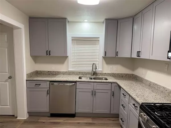 Fort Worth, TX 76112,3124 Forest Avenue