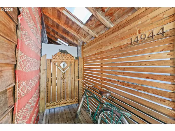 Portland, OR 97231,14944 NW Mill RD #J