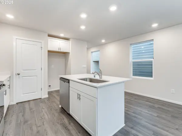 1608 NE 122nd CT, Vancouver, WA 98684