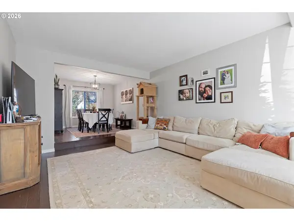 Newberg, OR 97132,3619 N KNOLL DR