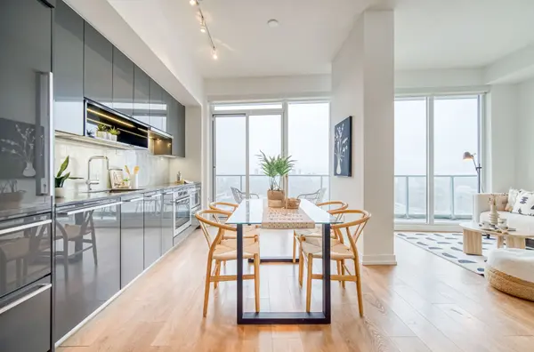 Toronto C15, ON M2K 0E4,117 Mcmahon DR #3611