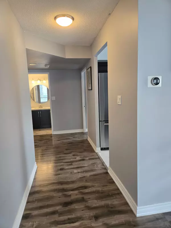 Toronto C14, ON M2N 6T3,35 Empress AVE #1407